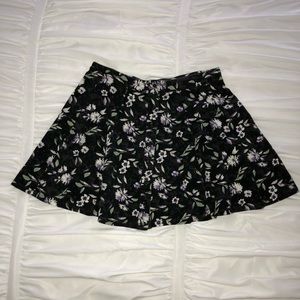 American Eagle mini skater skirt